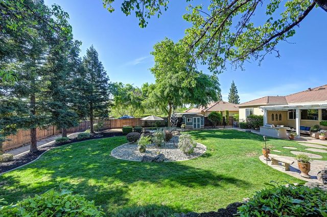 1665 Gallinger Ct, Folsom, CA 95630