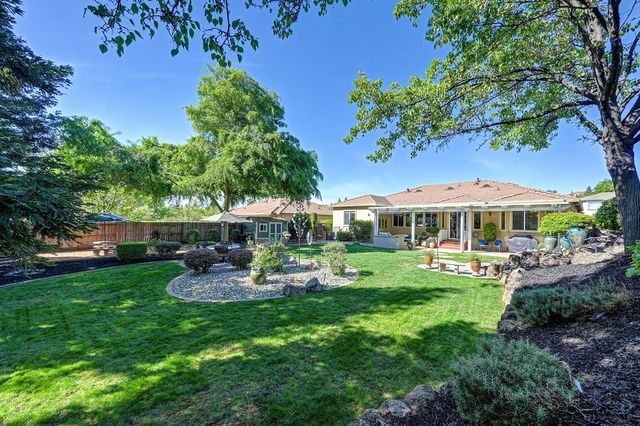 1665 Gallinger Ct, Folsom, CA 95630