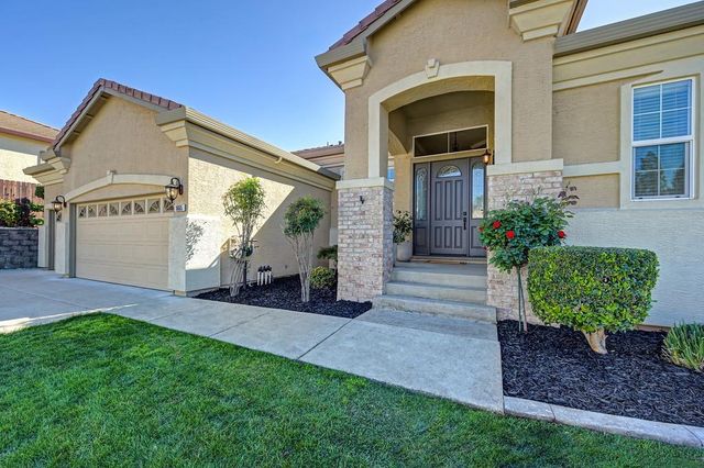 1665 Gallinger Ct, Folsom, CA 95630