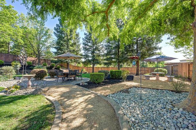 1665 Gallinger Ct, Folsom, CA 95630