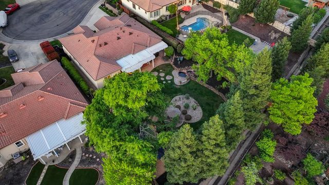 1665 Gallinger Ct, Folsom, CA 95630