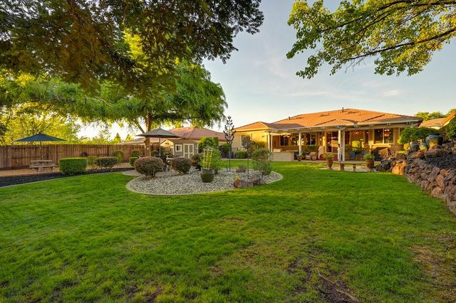 1665 Gallinger Ct, Folsom, CA 95630