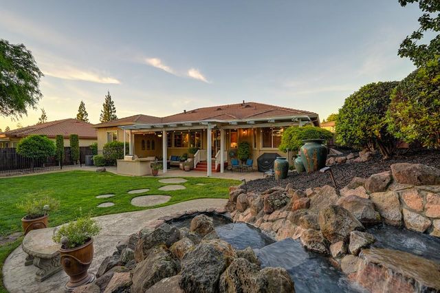 1665 Gallinger Ct, Folsom, CA 95630