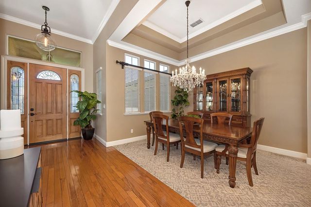 1665 Gallinger Ct, Folsom, CA 95630