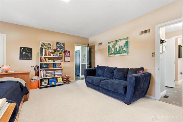 379 Virginia Circle, Wilmington, OH 45177