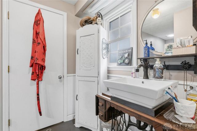 379 Virginia Circle, Wilmington, OH 45177