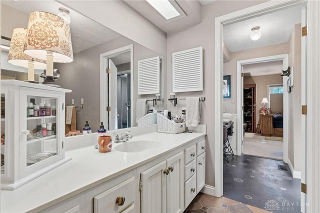 379 Virginia Circle, Wilmington, OH 45177