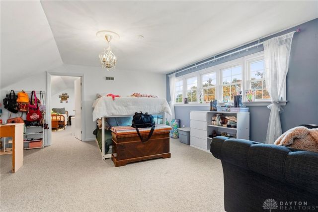 379 Virginia Circle, Wilmington, OH 45177