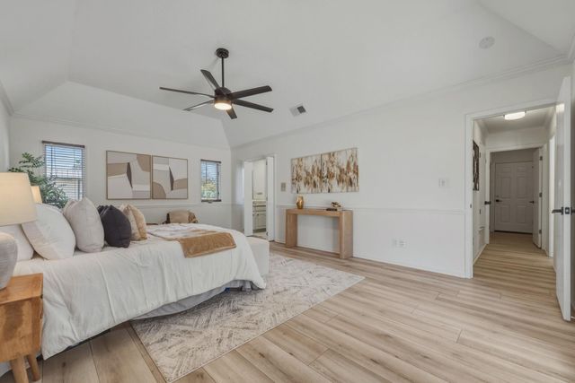 28 Country Oaks DR, Buda, TX 78610