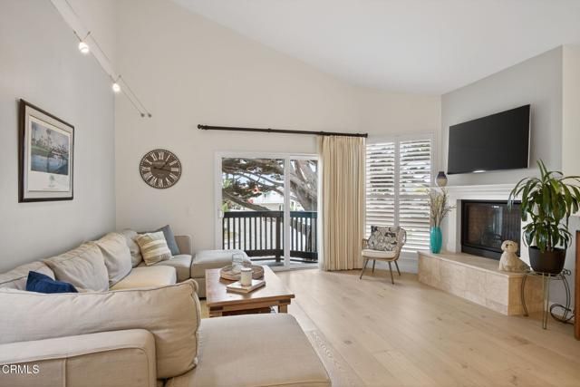 1251 Mandalay Beach Road, Oxnard, CA 93035