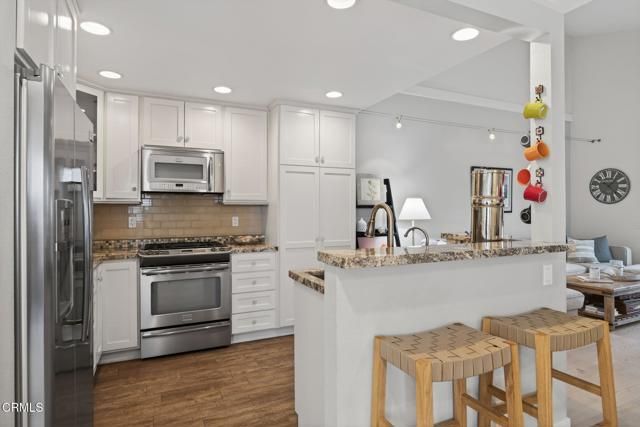 1251 Mandalay Beach Road, Oxnard, CA 93035