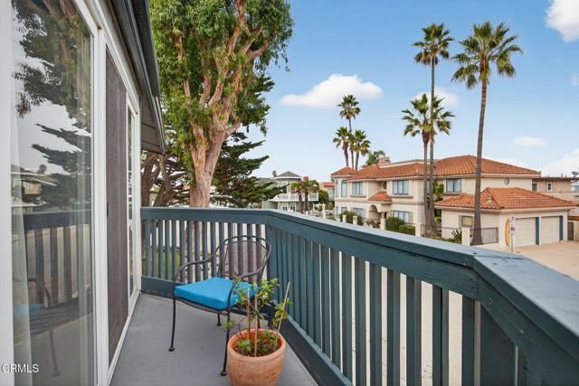 1251 Mandalay Beach Road, Oxnard, CA 93035