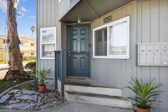 1251 Mandalay Beach Road, Oxnard, CA 93035