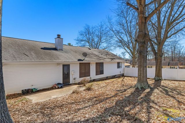 101 Caldwell Drive, Florence, AL 35633