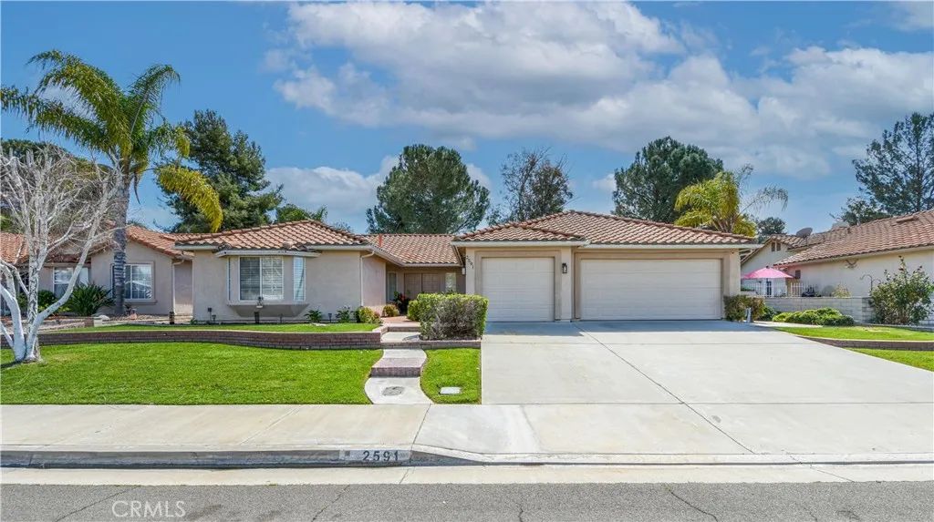2591 Peach Tree, Hemet, CA 92545