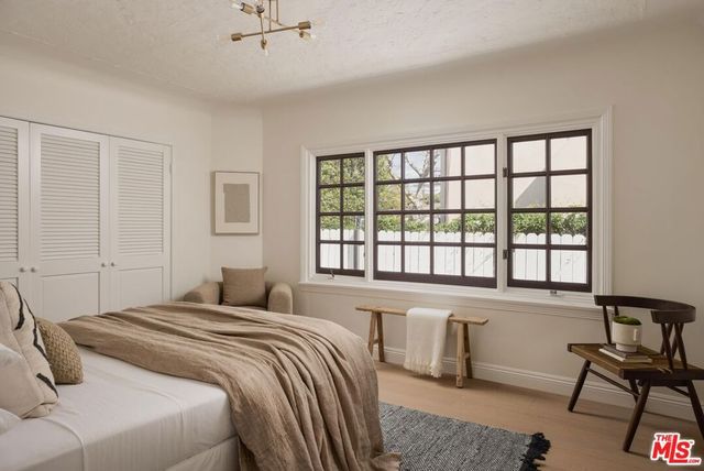 8607 Clifton Way, Beverly Hills, CA 90211