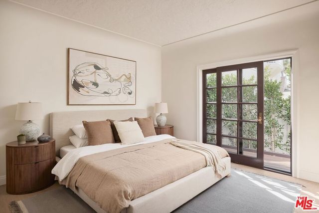 8607 Clifton Way, Beverly Hills, CA 90211