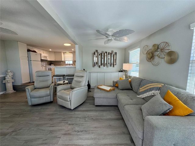 15010 113TH AVENUE N 47, Largo, FL 33774