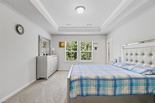 814 Falls Grove Trail, High Point, NC 27265