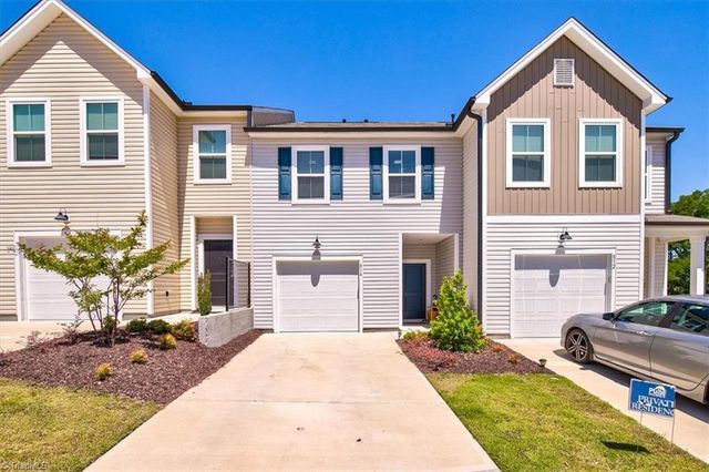 814 Falls Grove Trail, High Point, NC 27265