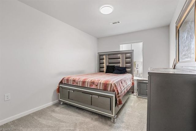 814 Falls Grove Trail, High Point, NC 27265