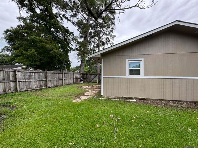 5080 Eudora Dr, Addis, LA 70710