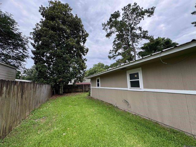 5080 Eudora Dr, Addis, LA 70710