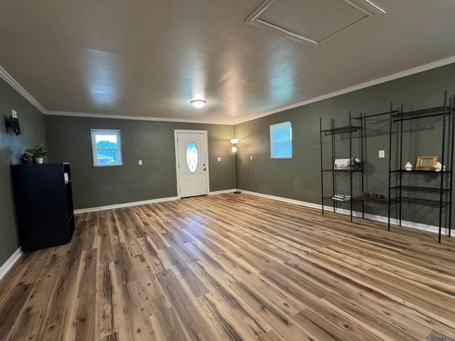 5080 Eudora Dr, Addis, LA 70710