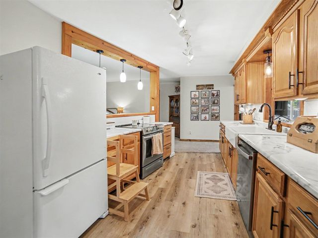 1574 Chatterson Road, Muskegon, MI 49442
