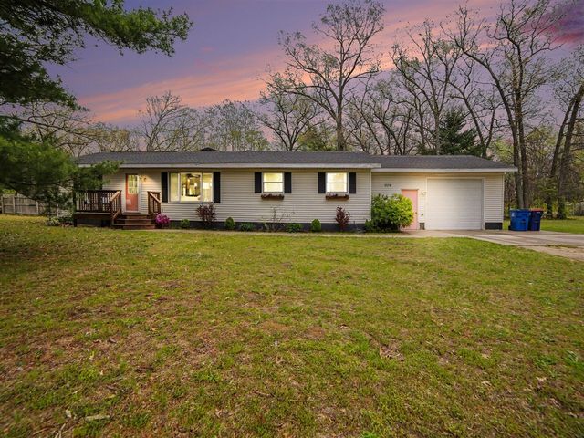 1574 Chatterson Road, Muskegon, MI 49442