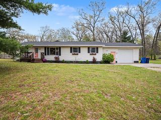 1574 Chatterson Road, Muskegon, MI 49442
