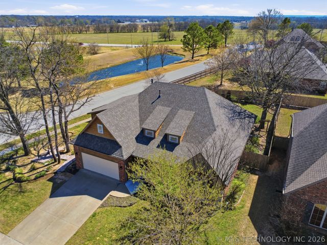 1825 E Montgomery Street, Broken Arrow, OK 74012