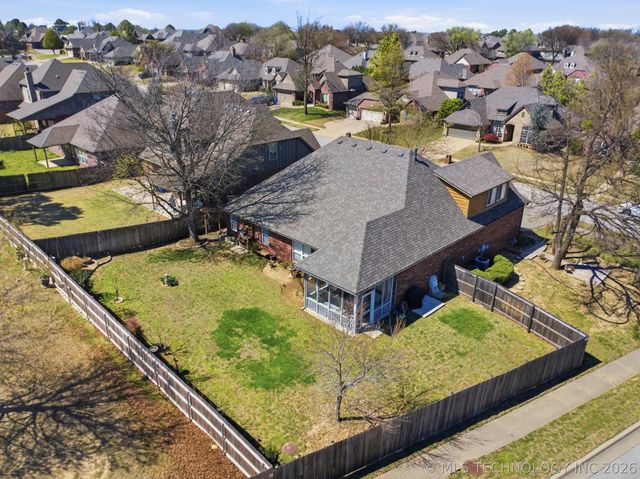 1825 E Montgomery Street, Broken Arrow, OK 74012