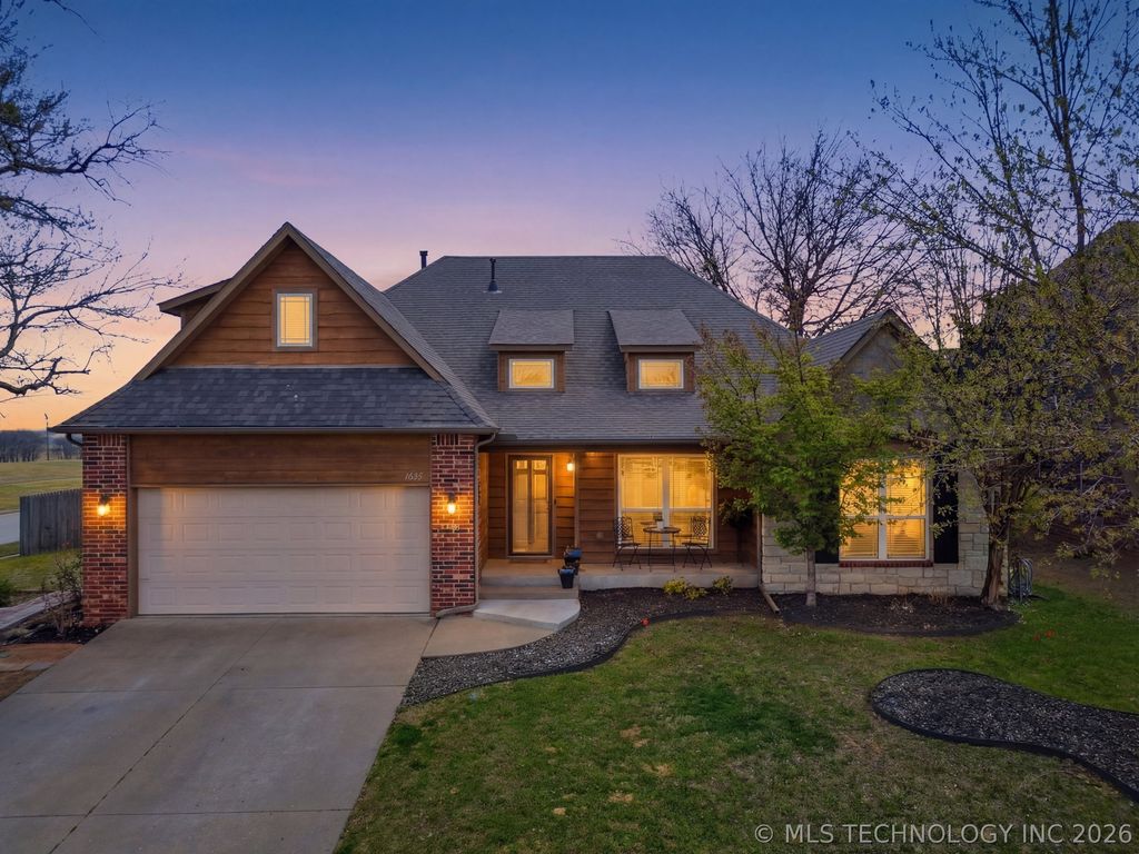 1825 E Montgomery Street, Broken Arrow, OK 74012