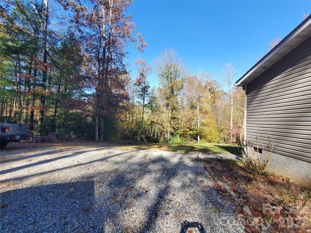 457 Dale Road, Spruce Pine, NC 28777