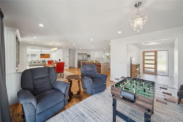 2808 E 37th Place, Tulsa, OK 74105