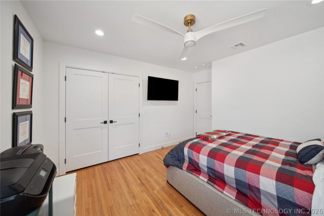 2808 E 37th Place, Tulsa, OK 74105