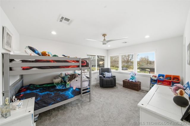 2808 E 37th Place, Tulsa, OK 74105