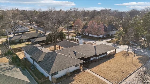 2808 E 37th Place, Tulsa, OK 74105