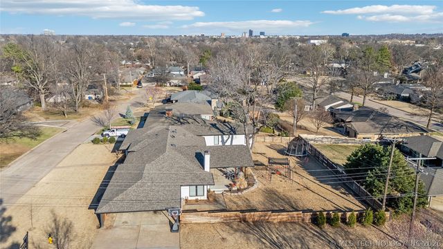 2808 E 37th Place, Tulsa, OK 74105