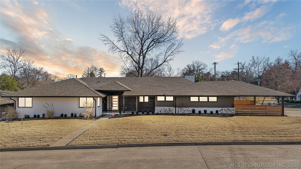 2808 E 37th Place, Tulsa, OK 74105