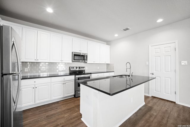 2002 Rhesus Vw, San Antonio, TX 78245