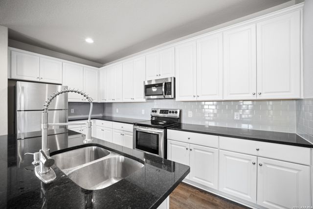 2002 Rhesus Vw, San Antonio, TX 78245