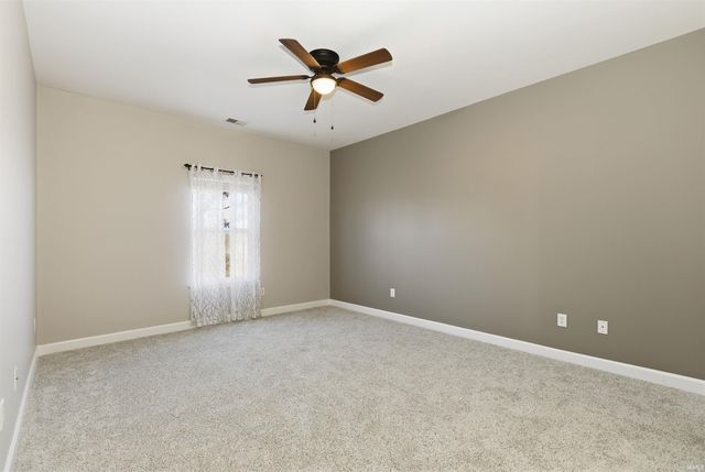 690 S Fieldstone Boulevard, Bloomington, IN 47403