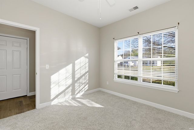 690 S Fieldstone Boulevard, Bloomington, IN 47403