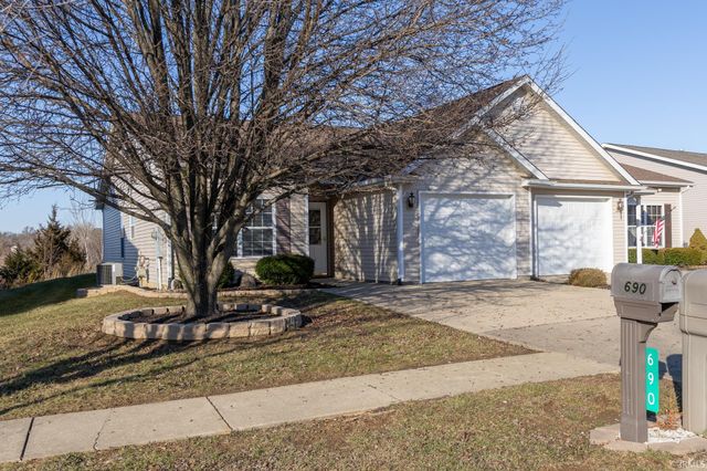 690 S Fieldstone Boulevard, Bloomington, IN 47403