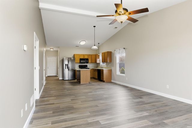 690 S Fieldstone Boulevard, Bloomington, IN 47403