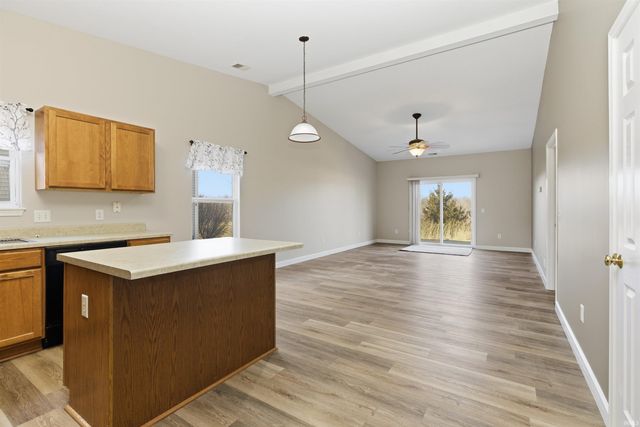 690 S Fieldstone Boulevard, Bloomington, IN 47403