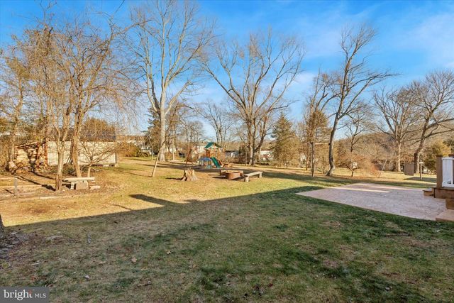 673 BARRINGTON RD, Collegeville, PA 19426