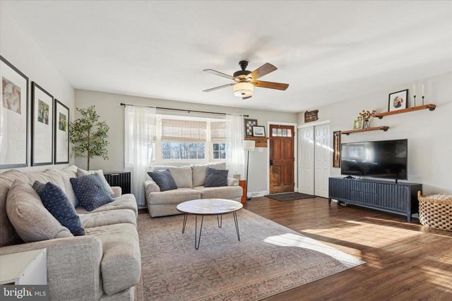 673 BARRINGTON RD, Collegeville, PA 19426